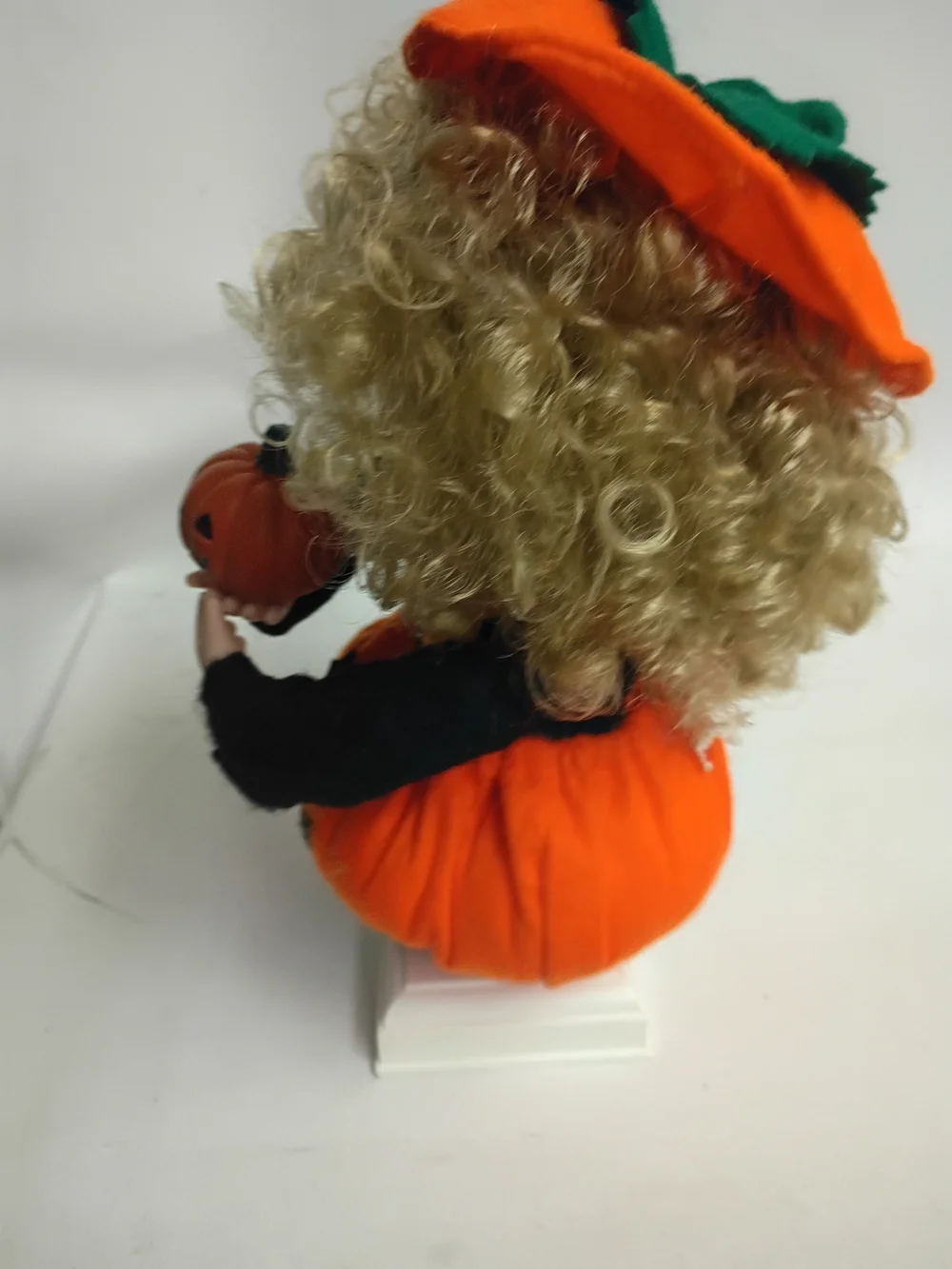 Santa's Animated Halloween Girl